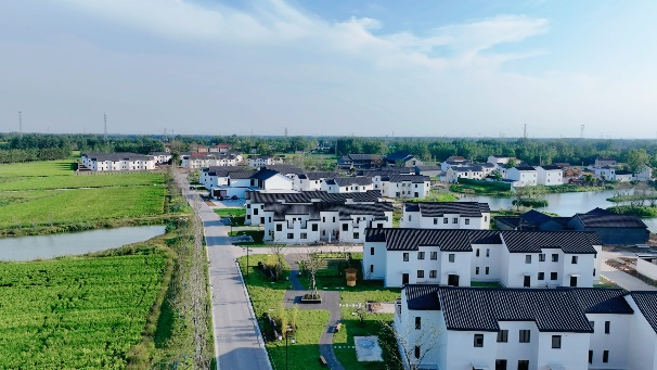 640 (1)