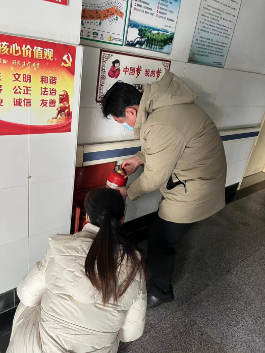 图片2 图片2