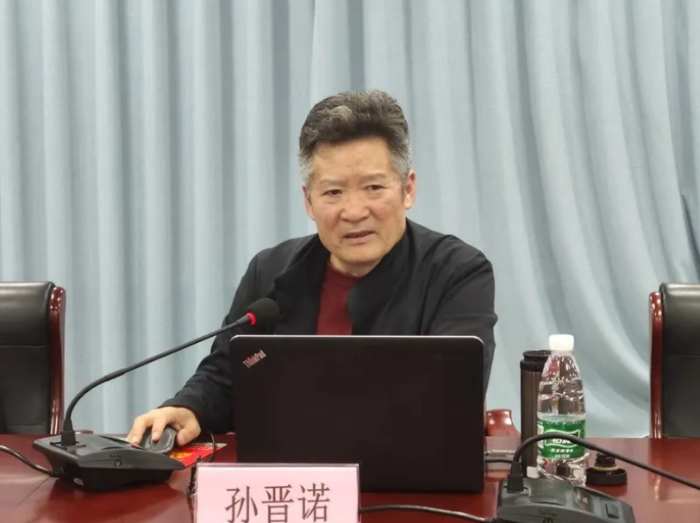孙晋诺