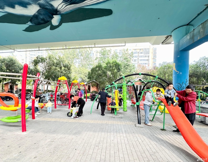 （全媒体）&ldquo;精绣&rdquo;小微公共空间，扮靓城市(10205589)-20241028092923